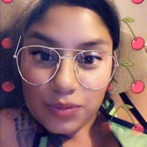 Meet your Posher, Dolores